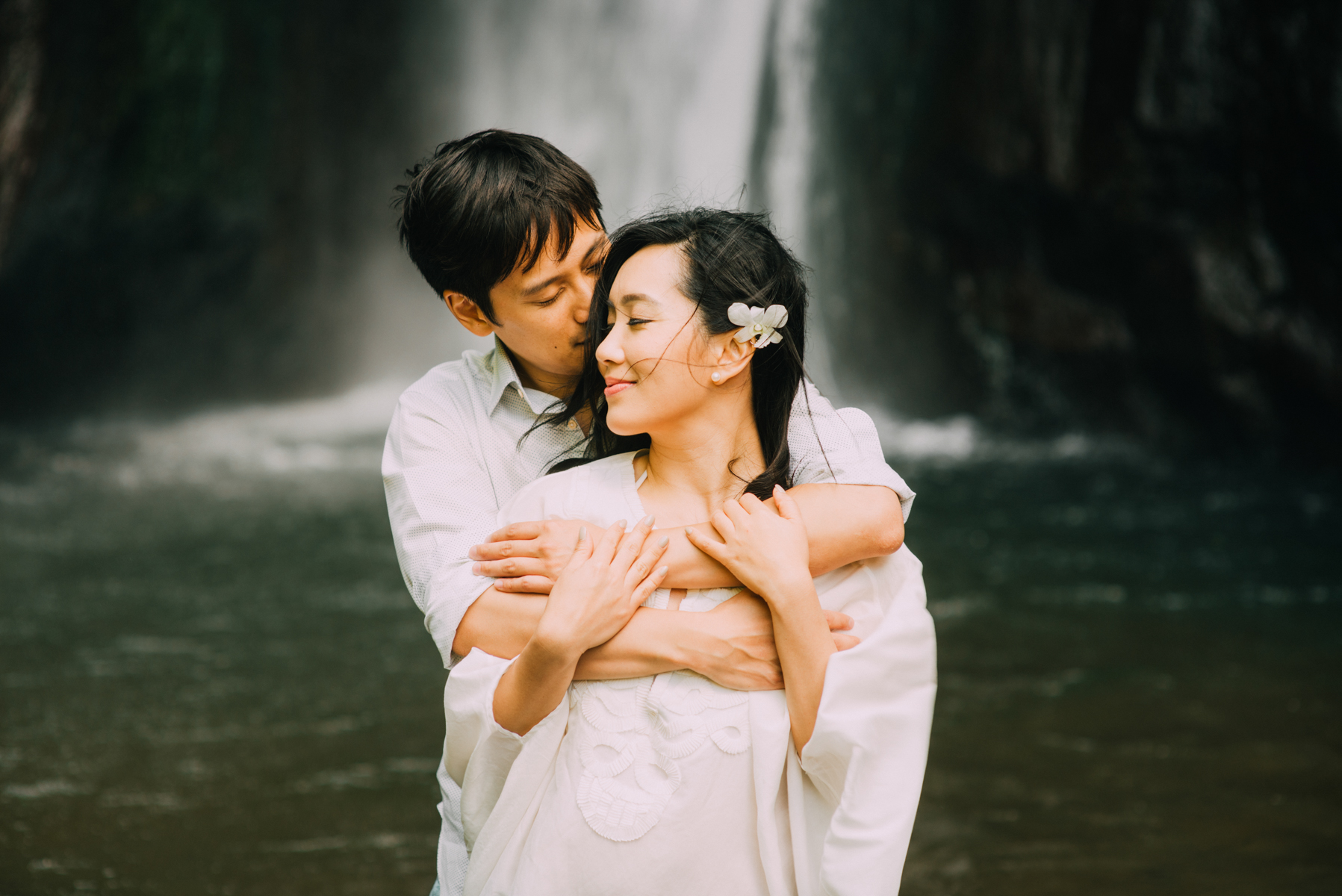 diktatphotography-baliweddingphotography-preweddinginbali-danautamblingan-uluwatu-18