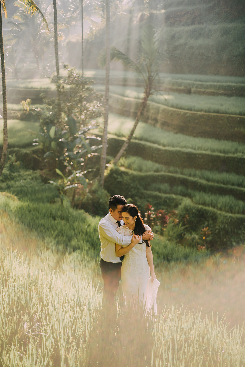 prewedding-engagement-diktatphotograpgy-preweddinginbali-tegalalang-ubud-tegenungun-airterjun-jimbaran-21