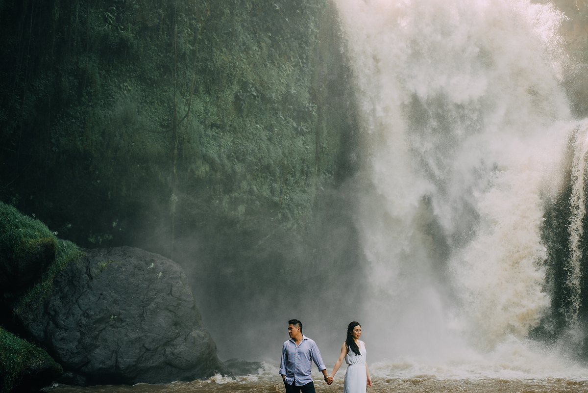 prewedding-engagement-diktatphotograpgy-preweddinginbali-tegalalang-ubud-tegenungun-airterjun-jimbaran-33