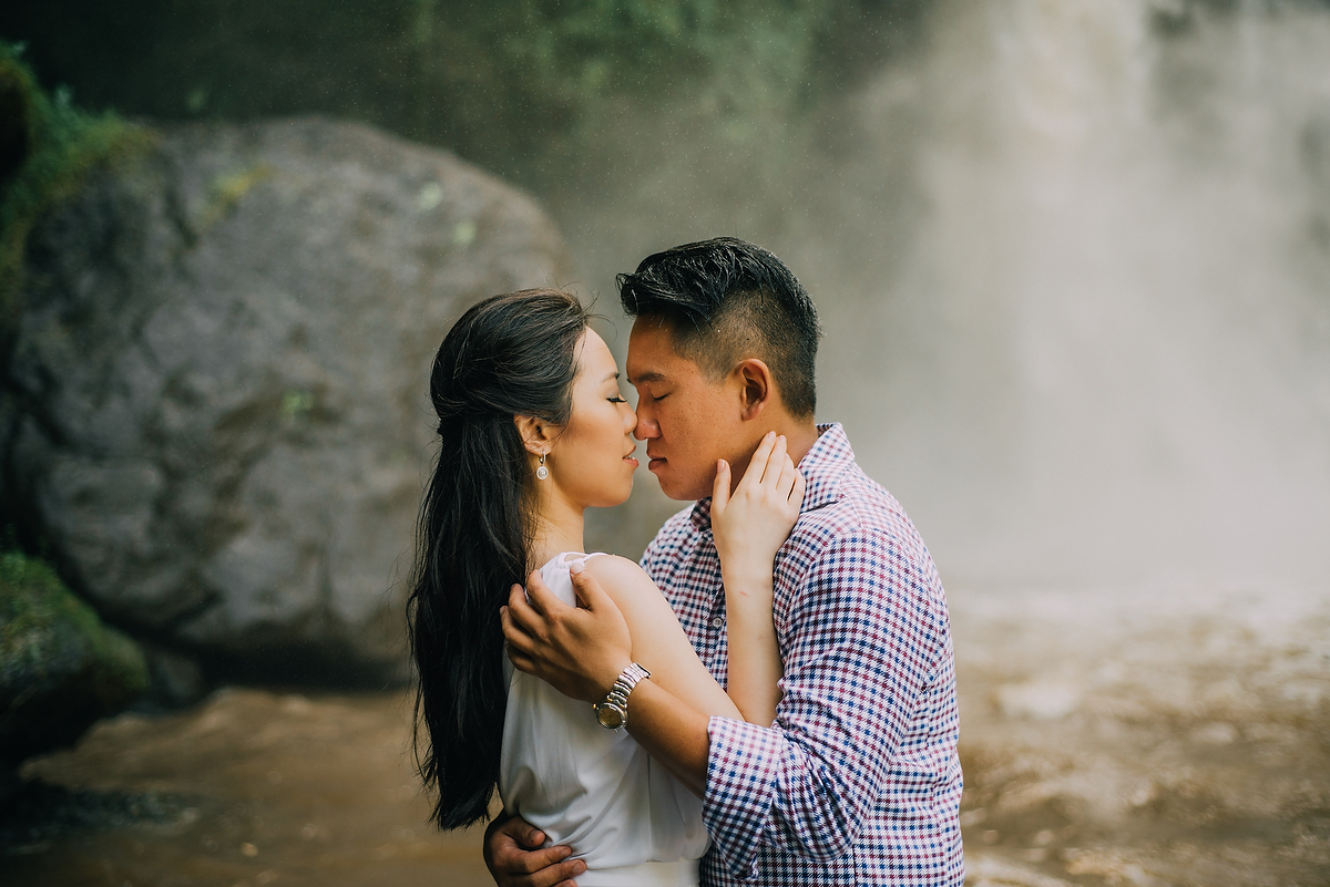 prewedding-engagement-diktatphotograpgy-preweddinginbali-tegalalang-ubud-tegenungun-airterjun-jimbaran-34