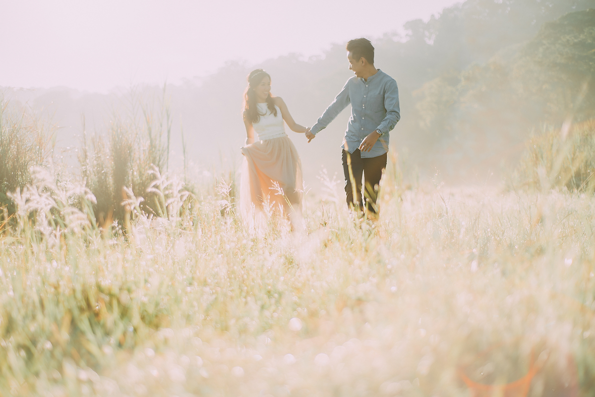 preweddinginbali-engagementinbali-tamblingan-canggu-diktatphotography-14