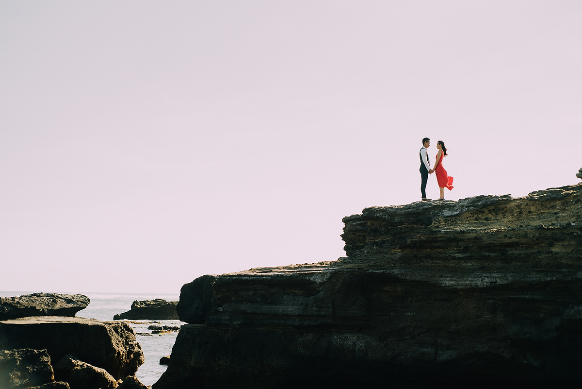 preweddinginbali-engagementinbali-tamblingan-canggu-diktatphotography-23