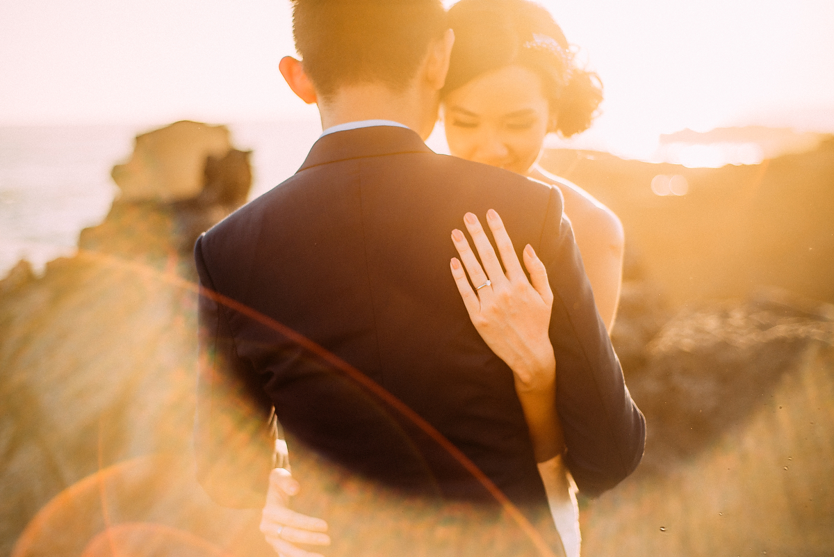 preweddinginbali-engagementinbali-tamblingan-canggu-diktatphotography-33