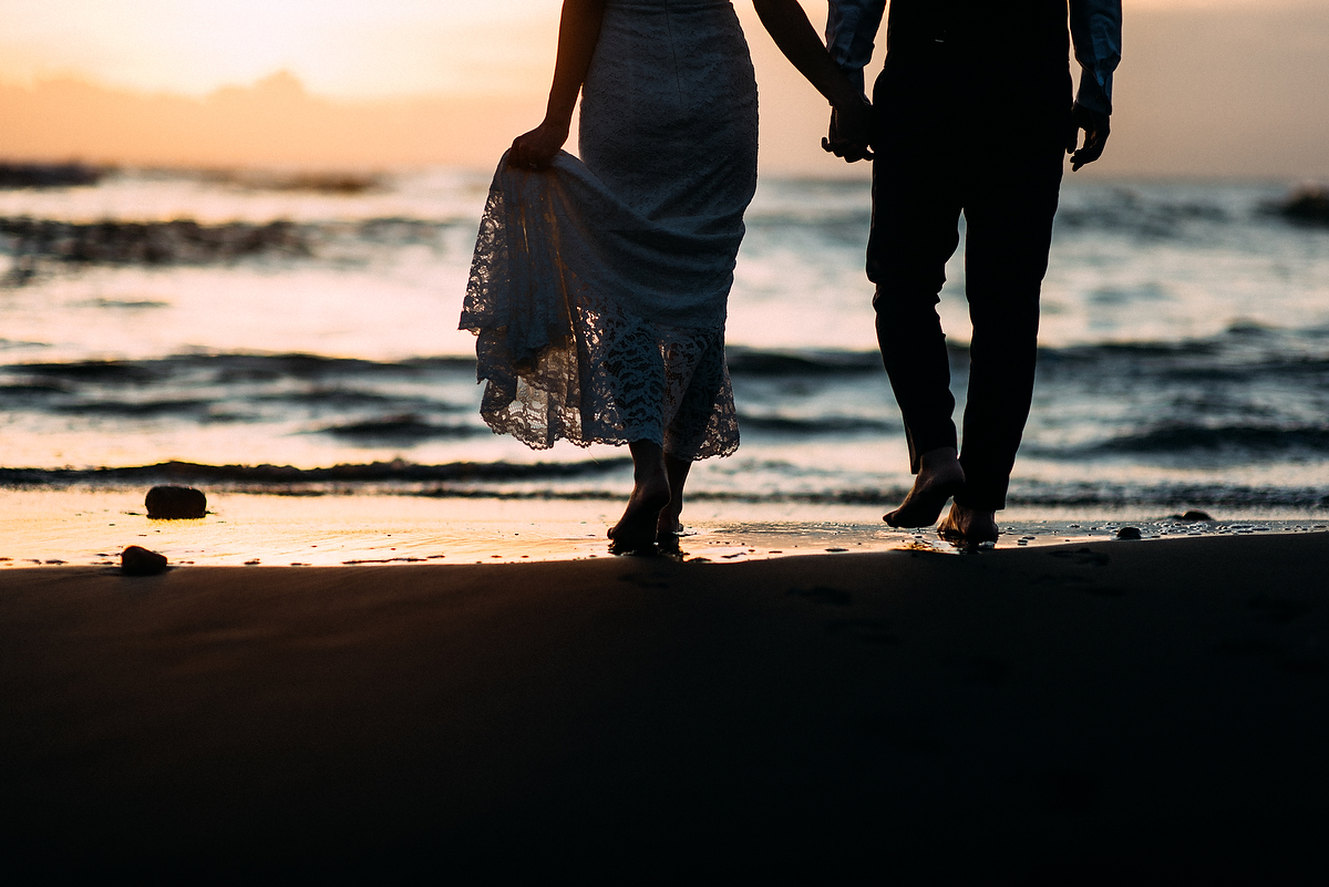 preweddinginbali-engagementinbali-tamblingan-canggu-diktatphotography-38