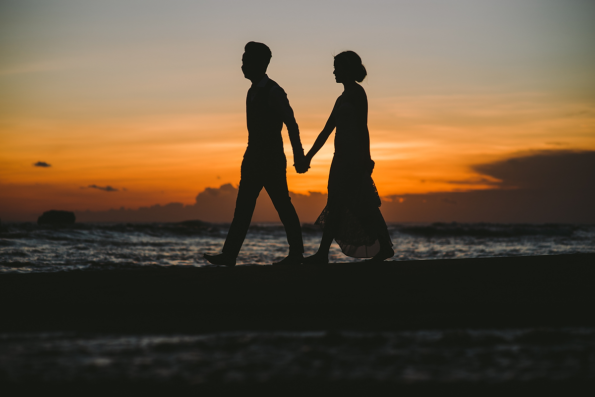 preweddinginbali-engagementinbali-tamblingan-canggu-diktatphotography-40