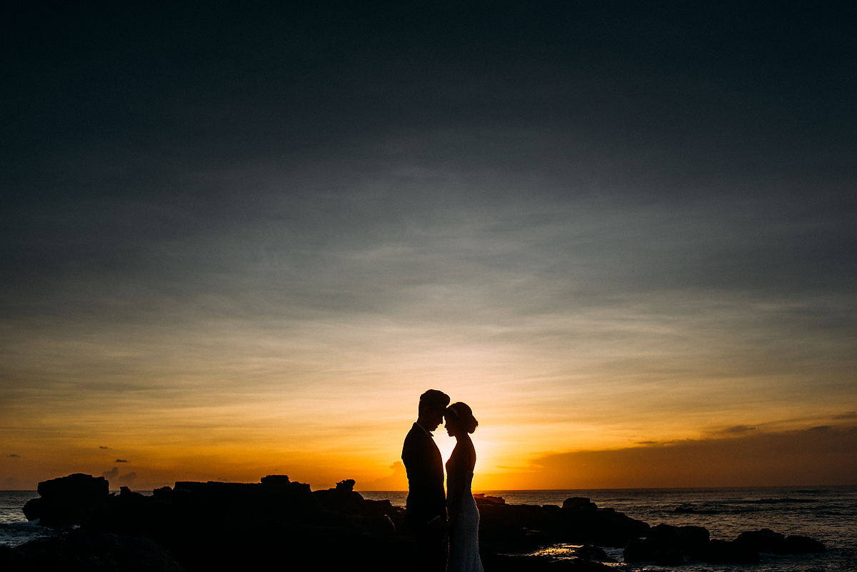 preweddinginbali-engagementinbali-tamblingan-canggu-diktatphotography-41