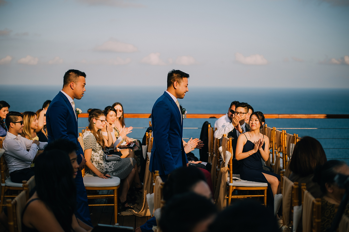 wedding-aprilia-chris-theedge-uluwatu-diktatphotography-weddinginbali-weddingdestination-45