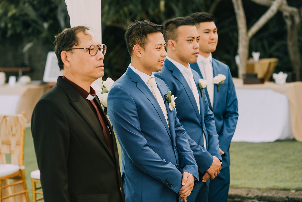 wedding-aprilia-chris-theedge-uluwatu-diktatphotography-weddinginbali-weddingdestination-46