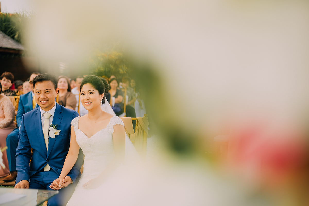 wedding-aprilia-chris-theedge-uluwatu-diktatphotography-weddinginbali-weddingdestination-58