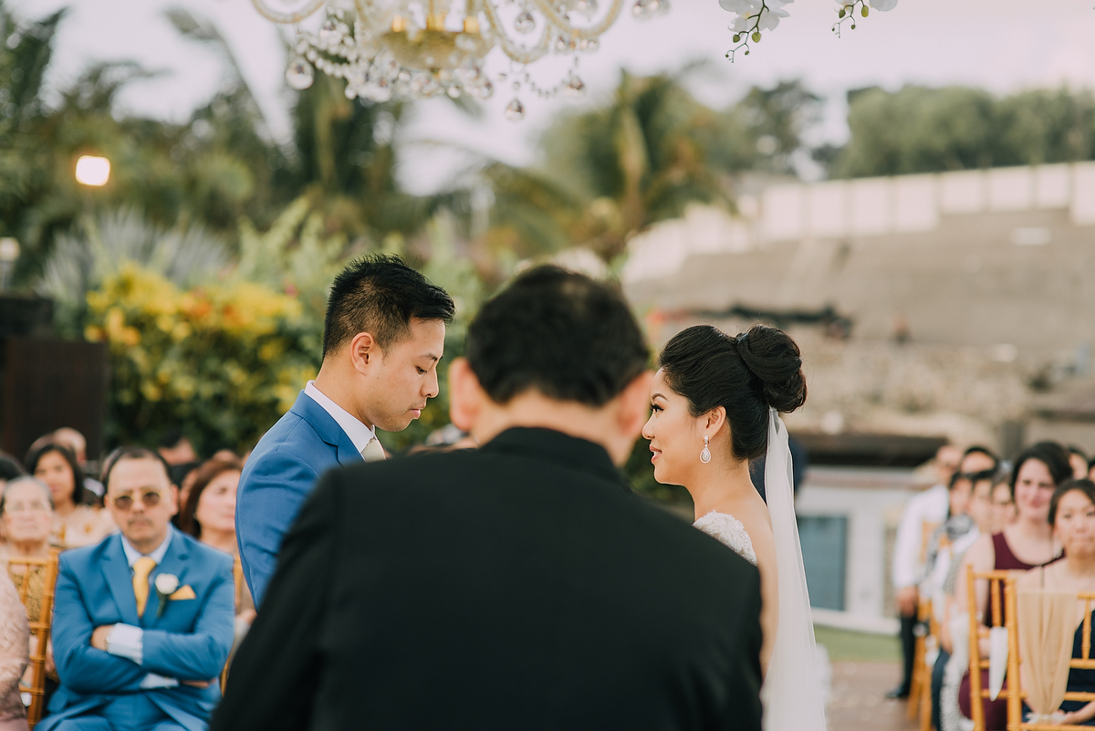 wedding-aprilia-chris-theedge-uluwatu-diktatphotography-weddinginbali-weddingdestination-60