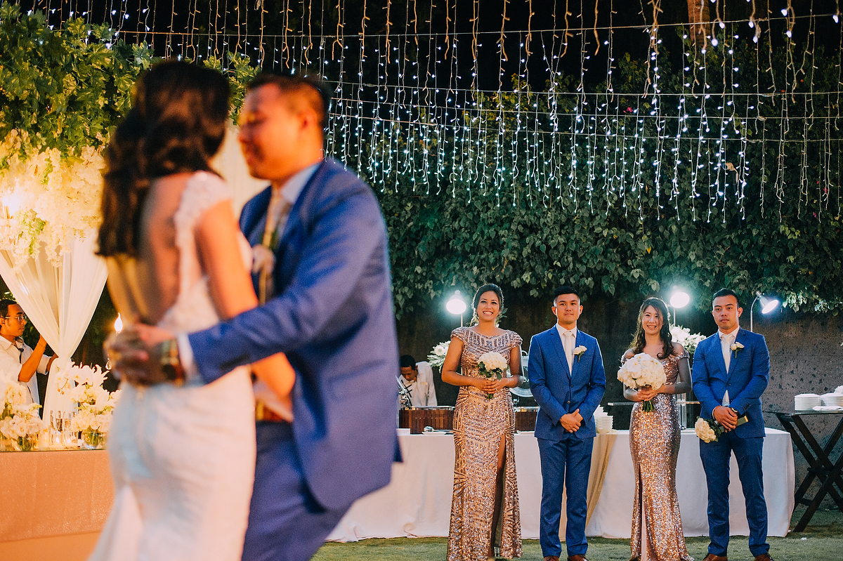 wedding-aprilia-chris-theedge-uluwatu-diktatphotography-weddinginbali-weddingdestination-96