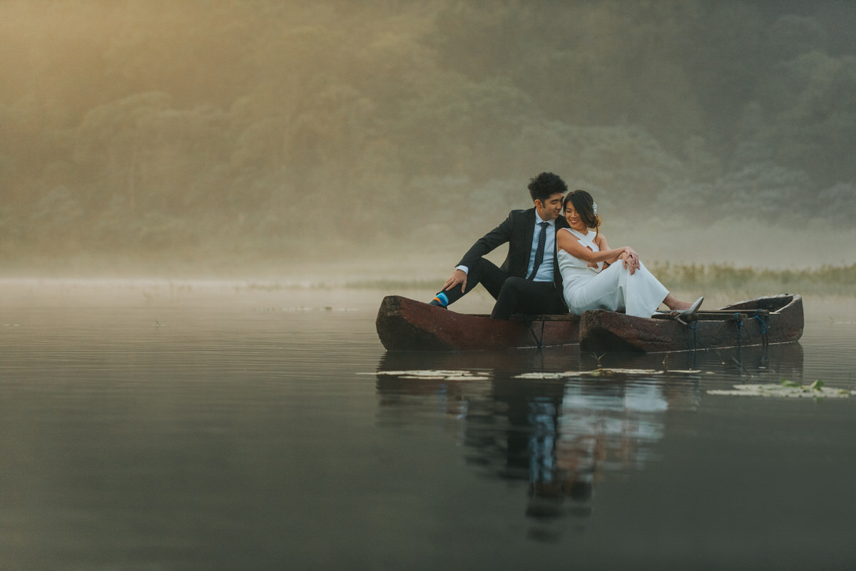 bali engagement destination-prewedding in bali - bali photographer - lake tamblingan - mount batur - profesional bali wedding photographer - diktatphotography - H&Z prewedding - 22