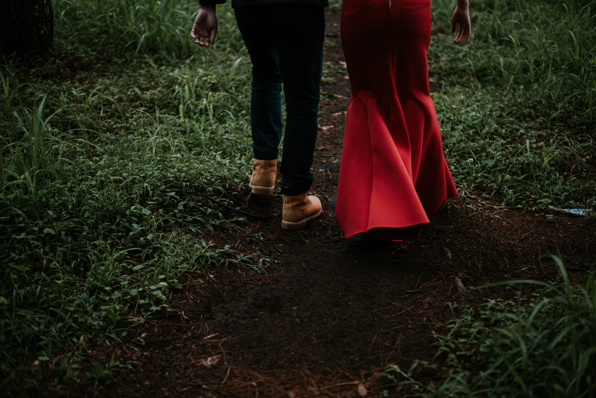 bali engagement destination-prewedding in bali - bali photographer - lake tamblingan - mount batur - profesional bali wedding photographer - diktatphotography - H&Z prewedding - 38