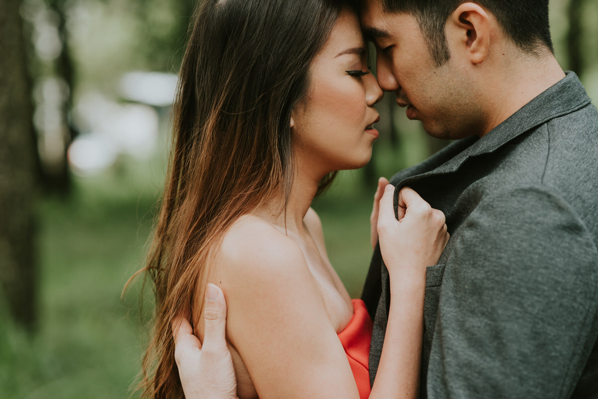 bali engagement destination-prewedding in bali - bali photographer - lake tamblingan - mount batur - profesional bali wedding photographer - diktatphotography - H&Z prewedding - 40