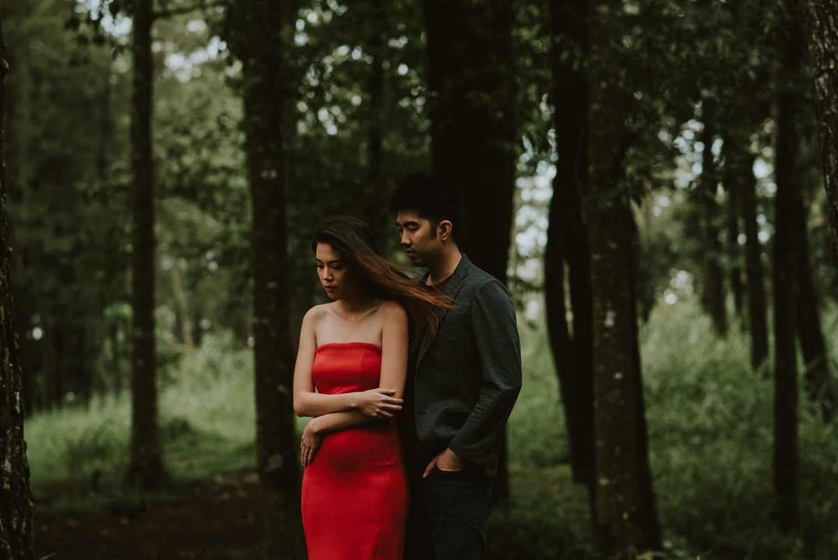 bali engagement destination-prewedding in bali - bali photographer - lake tamblingan - mount batur - profesional bali wedding photographer - diktatphotography - H&Z prewedding - 44