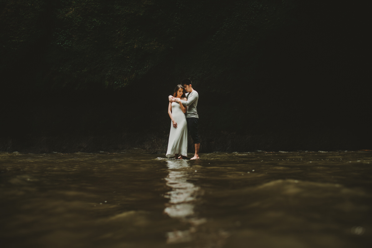 bali engagement destination-prewedding in bali - bali photographer - lake tamblingan - mount batur - profesional bali wedding photographer - diktatphotography - H&Z prewedding - 5