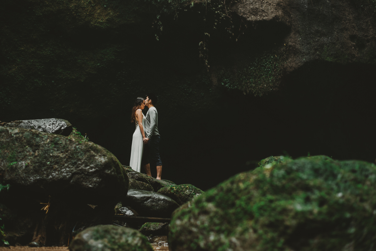 bali engagement destination-prewedding in bali - bali photographer - lake tamblingan - mount batur - profesional bali wedding photographer - diktatphotography - H&Z prewedding - 7