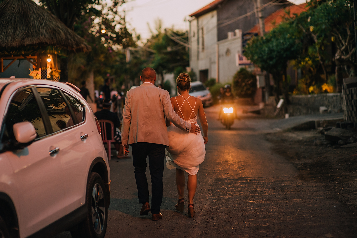 diktatphotography-weddinginsemarabeachhouse-canggu-bali-baliweddingdestination-weddinginbali-baliweddingphotographer-105