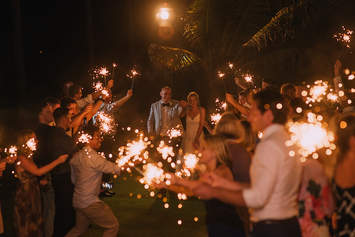 diktatphotography-weddinginsemarabeachhouse-canggu-bali-baliweddingdestination-weddinginbali-baliweddingphotographer-130