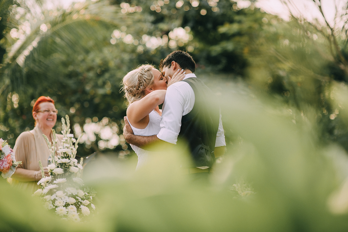 weddingday-baliweddingphotographer-BaliEthnicvilla-canggu-diktatphotography-weddinginbali-weddingdestination-60