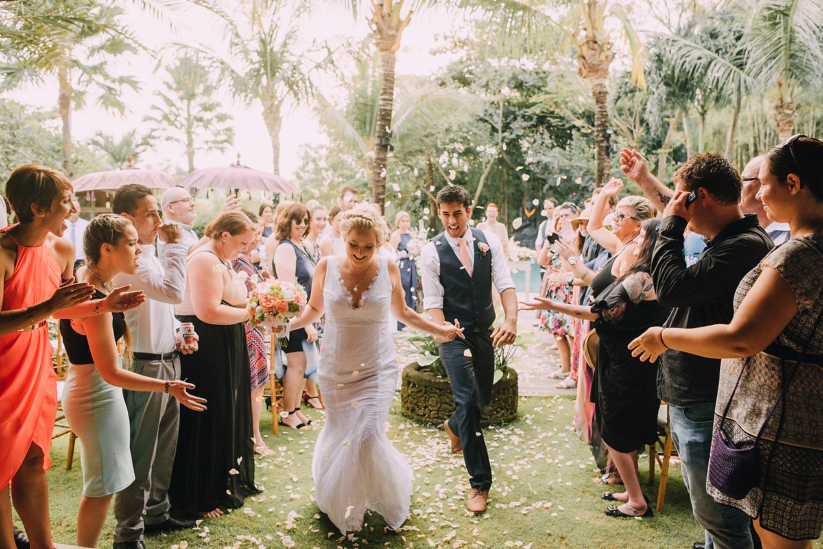 weddingday-baliweddingphotographer-BaliEthnicvilla-canggu-diktatphotography-weddinginbali-weddingdestination-61