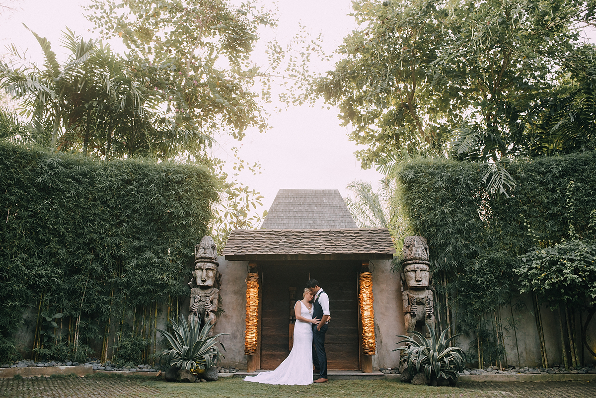 weddingday-baliweddingphotographer-BaliEthnicvilla-canggu-diktatphotography-weddinginbali-weddingdestination-87