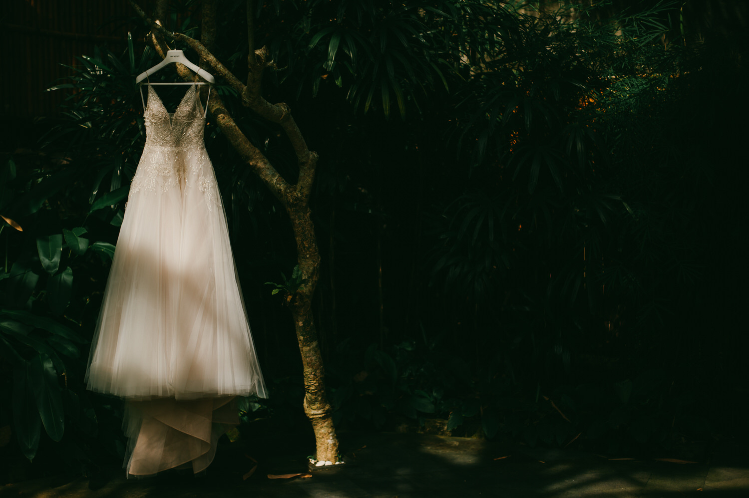 bali-wedding-destination-wedding-in-bali-bali-photographer-the-sanctuary-villa-profesional-bali-wedding-photographer-diktatphotography-clement-armine-wedding-9