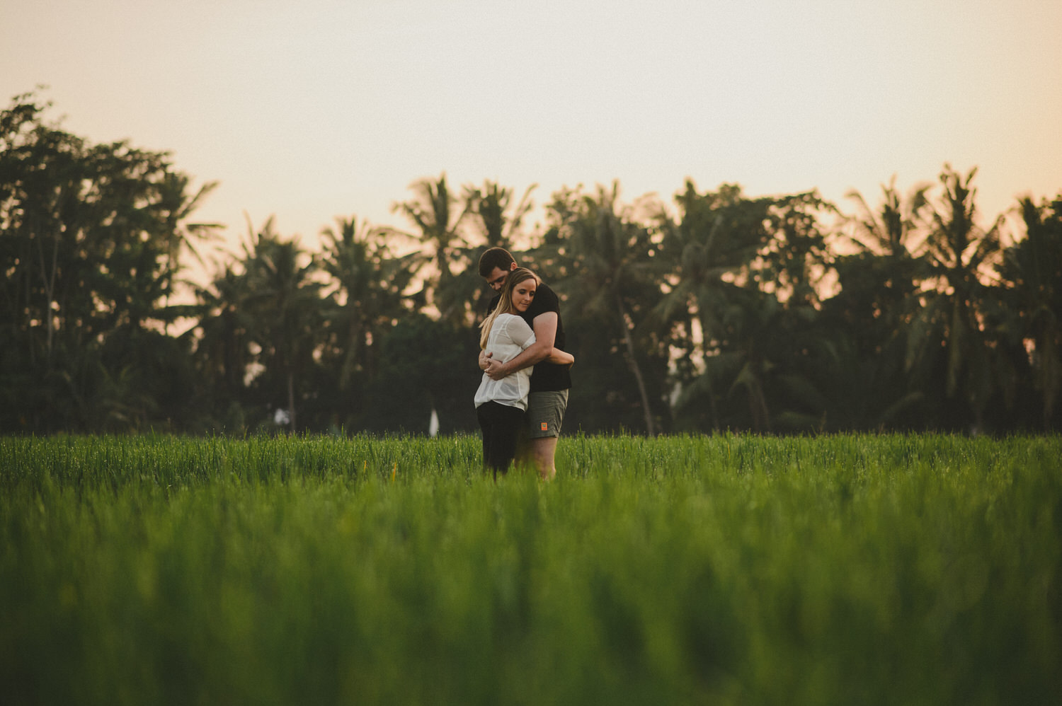 bali-wedding-destination-wedding-in-bali-bali-photographer-pantai-purnama-ubud-wedding-profesional-bali-wedding-photographer-diktatphotography-vania-pedro-12