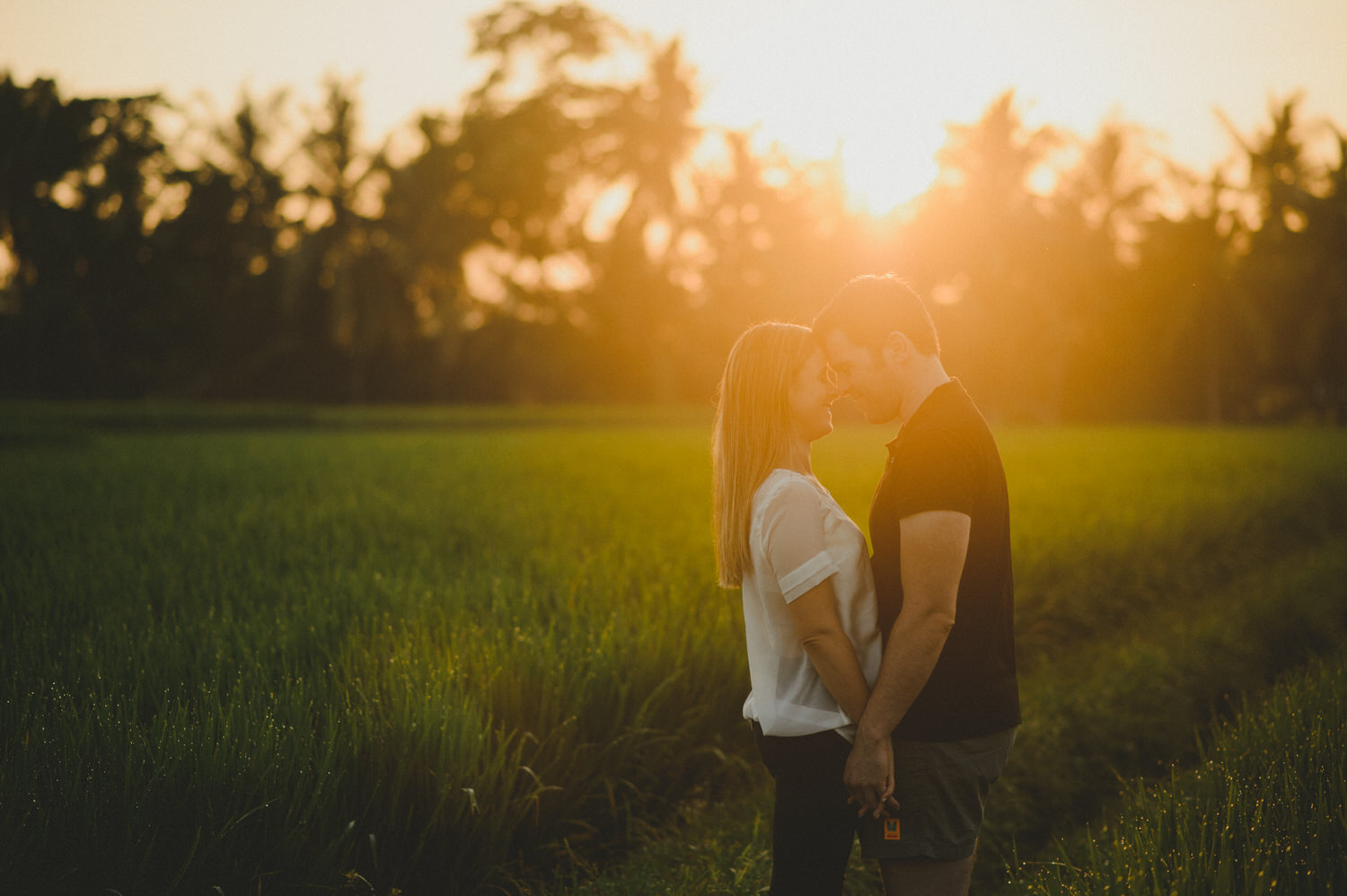 bali-wedding-destination-wedding-in-bali-bali-photographer-pantai-purnama-ubud-wedding-profesional-bali-wedding-photographer-diktatphotography-vania-pedro-14