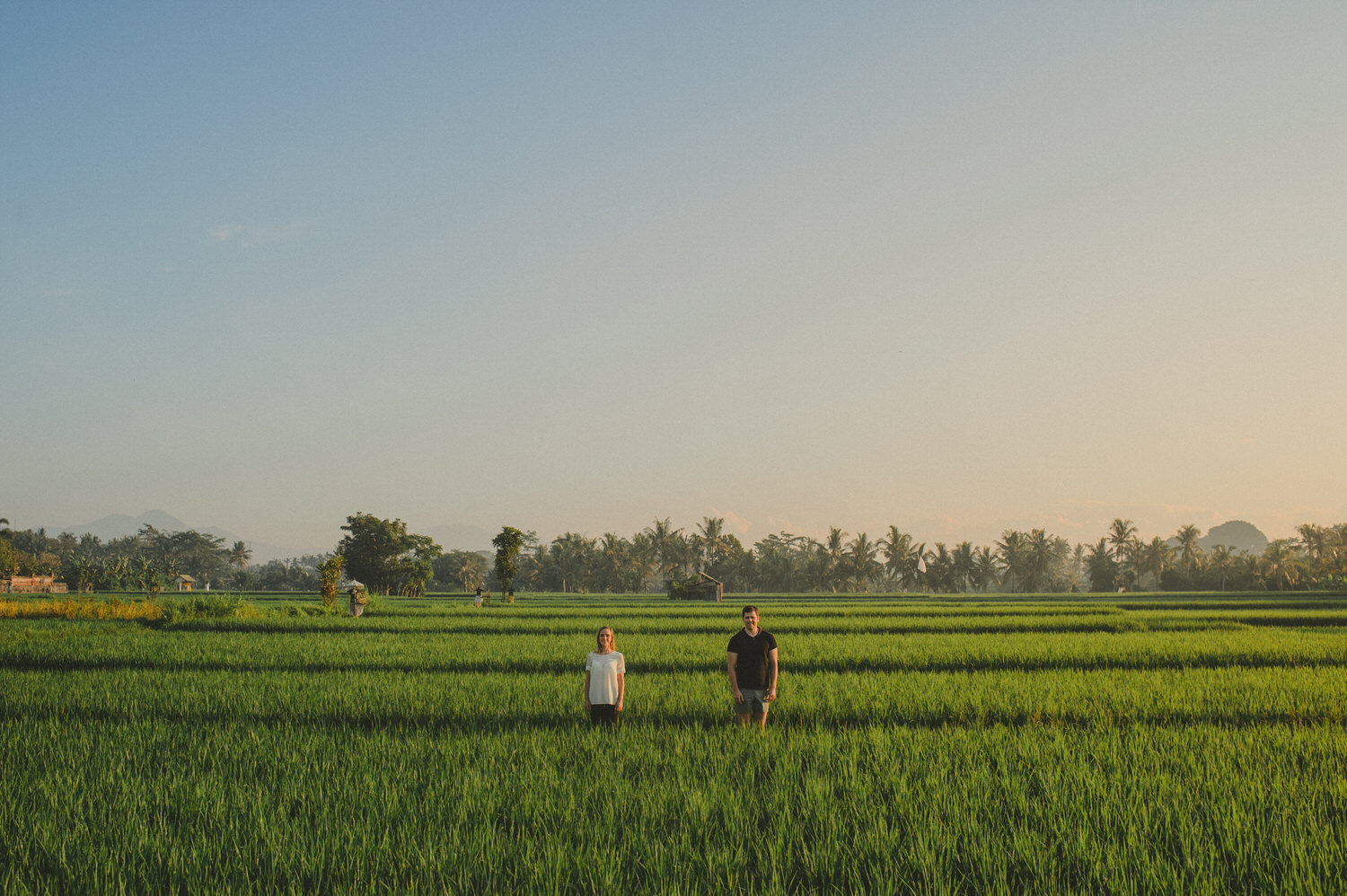 bali-wedding-destination-wedding-in-bali-bali-photographer-pantai-purnama-ubud-wedding-profesional-bali-wedding-photographer-diktatphotography-vania-pedro-25