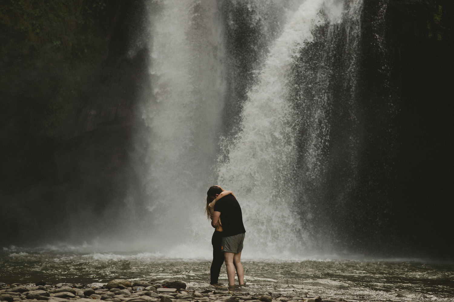 bali-wedding-destination-wedding-in-bali-bali-photographer-pantai-purnama-ubud-wedding-profesional-bali-wedding-photographer-diktatphotography-vania-pedro-31