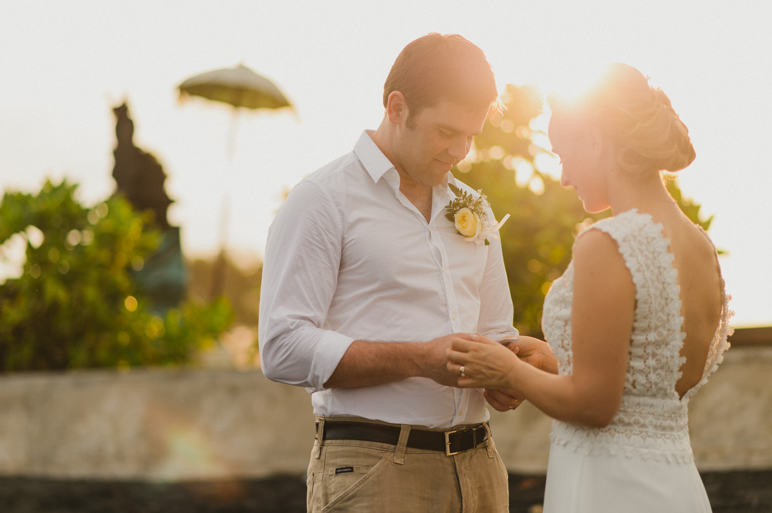 bali-wedding-destination-wedding-in-bali-bali-photographer-pantai-purnama-ubud-wedding-profesional-bali-wedding-photographer-diktatphotography-vania-pedro-91