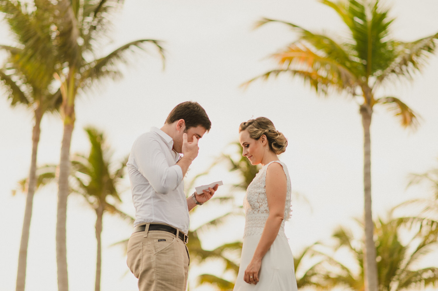 bali-wedding-destination-wedding-in-bali-bali-photographer-pantai-purnama-ubud-wedding-profesional-bali-wedding-photographer-diktatphotography-vania-pedro-92