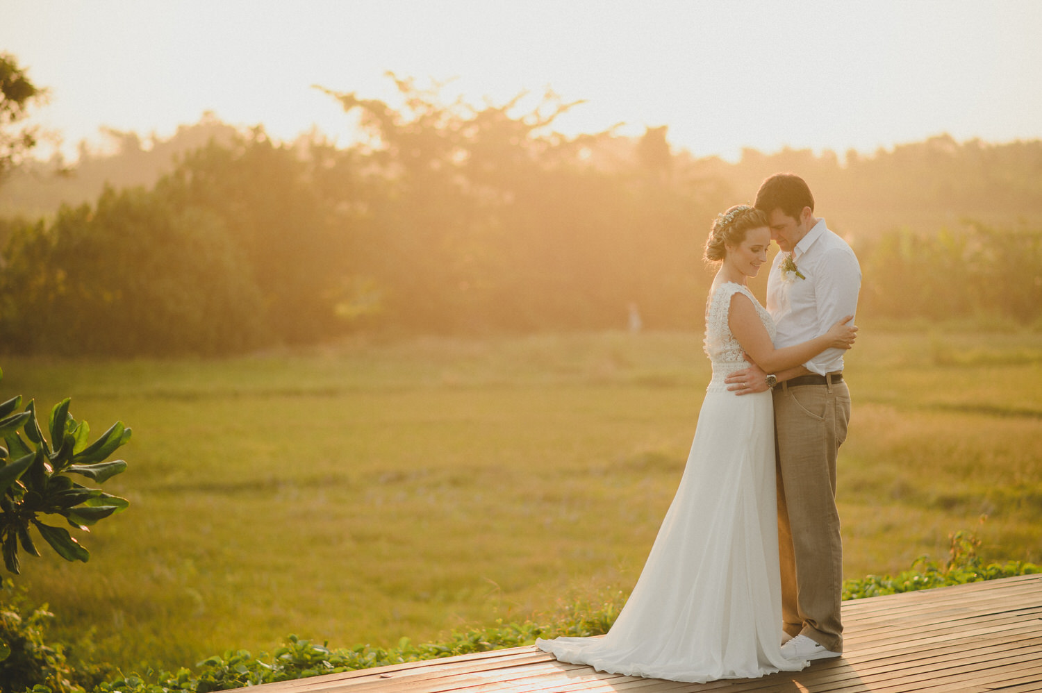 bali-wedding-destination-wedding-in-bali-bali-photographer-pantai-purnama-ubud-wedding-profesional-bali-wedding-photographer-diktatphotography-vania-pedro-99