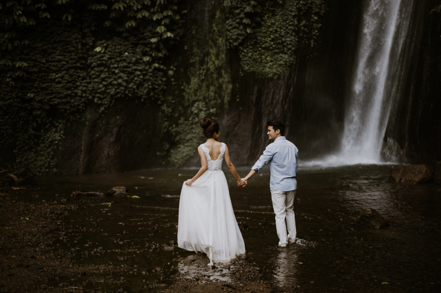 preweddinginbali-bali-batur-ubud-diktatphotography-engagemnet-baliweddingphotographer-weddinginbali-32