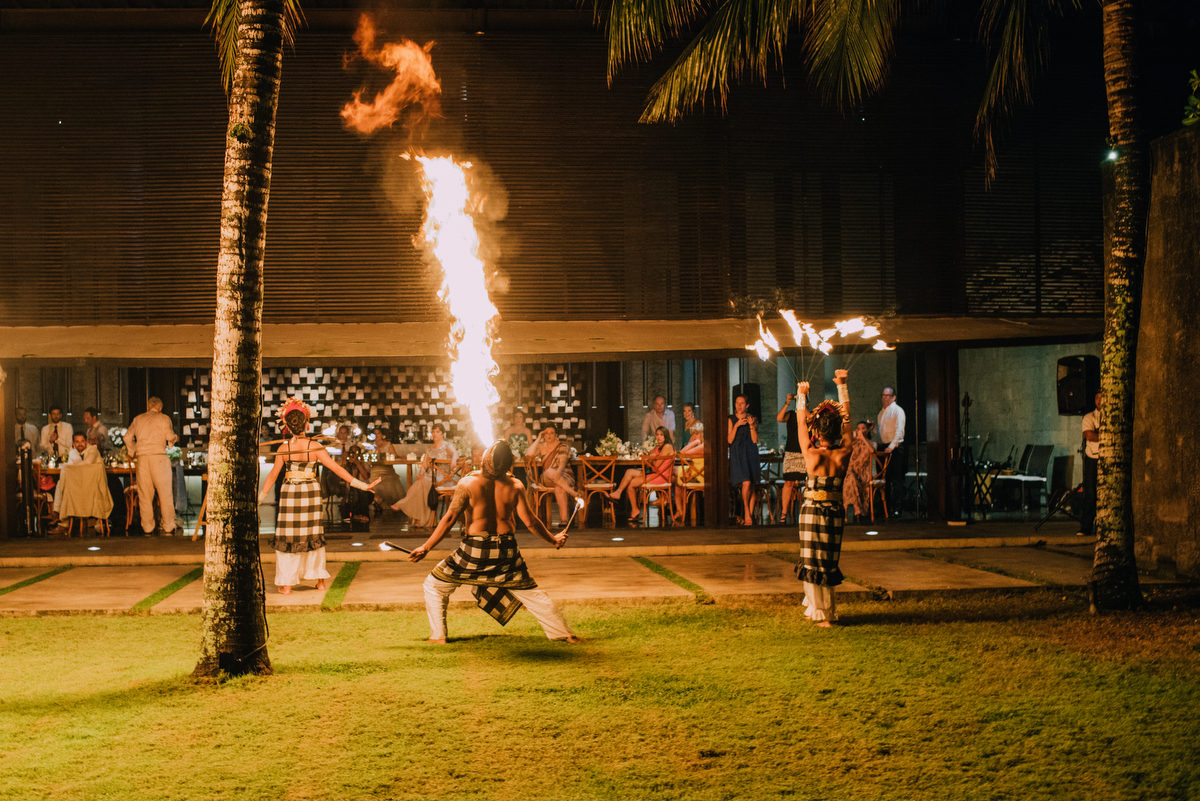 weddinginbali-baliweddingphotographer-alilavillassoori-diktatphotography-baliweddingdestination-100