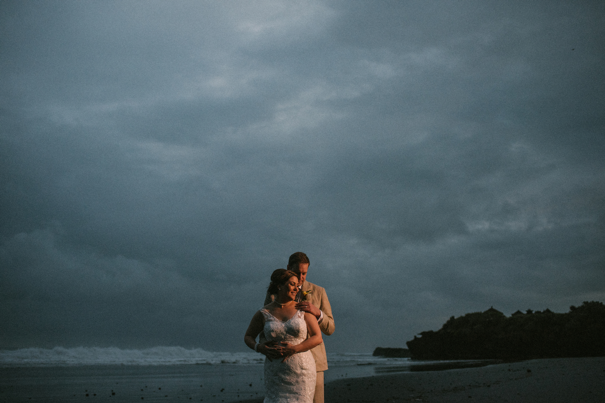 weddinginbali-baliweddingphotographer-alilavillassoori-diktatphotography-baliweddingdestination-70