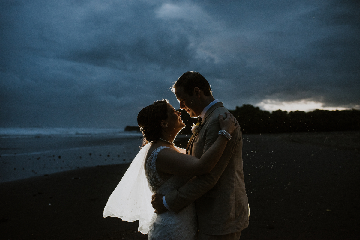 weddinginbali-baliweddingphotographer-alilavillassoori-diktatphotography-baliweddingdestination-72