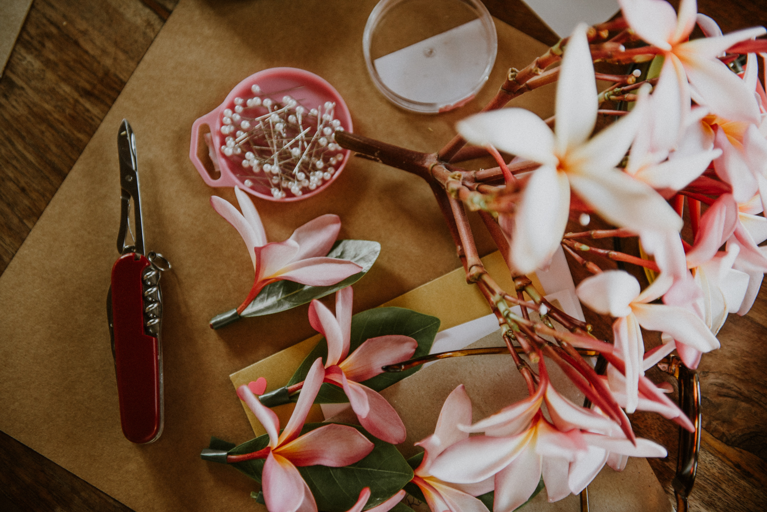 baliweddingdestination-weddinginbali-baliweddingphotographer-diktatphotography-bayuhsabbha-uluwatu-bali-17