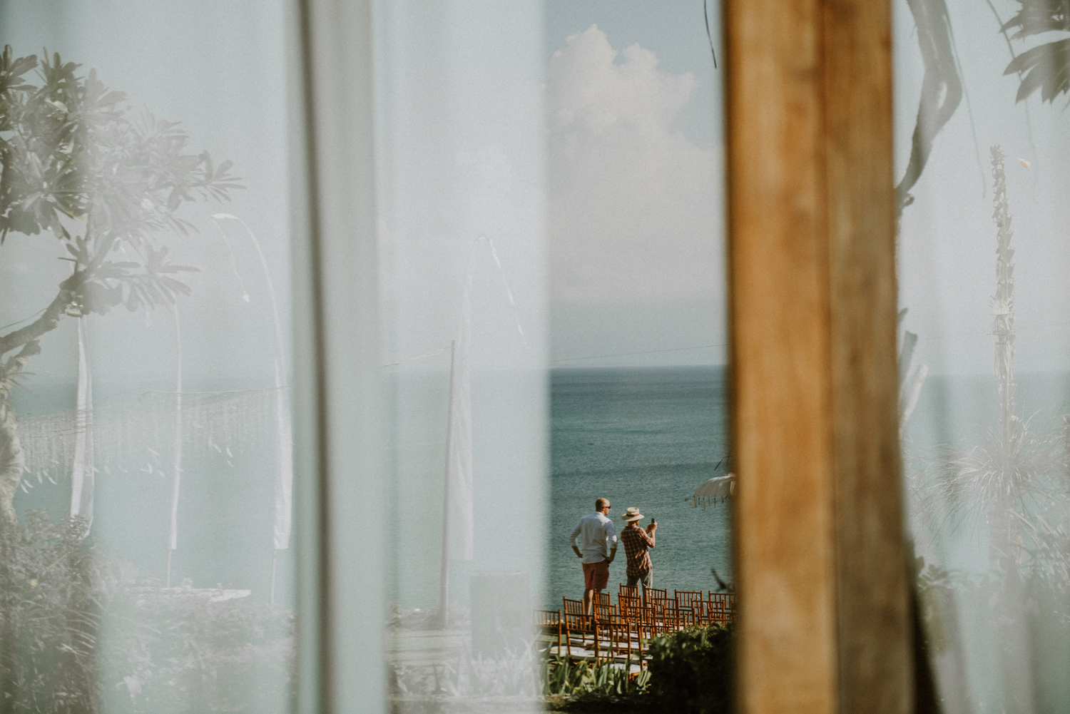 baliweddingdestination-weddinginbali-baliweddingphotographer-diktatphotography-bayuhsabbha-uluwatu-bali-38