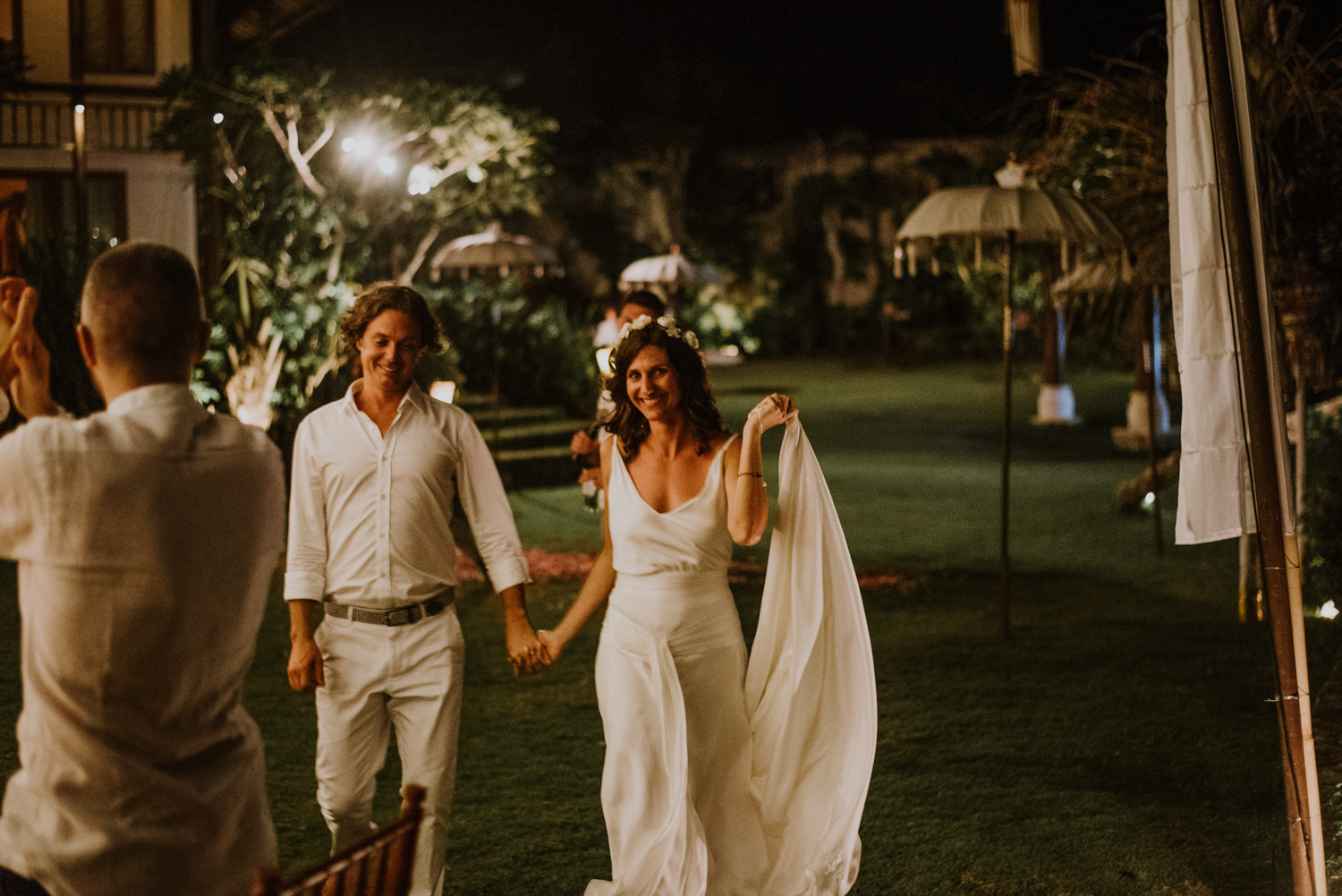 baliweddingdestination-weddinginbali-baliweddingphotographer-diktatphotography-bayuhsabbha-uluwatu-bali-79