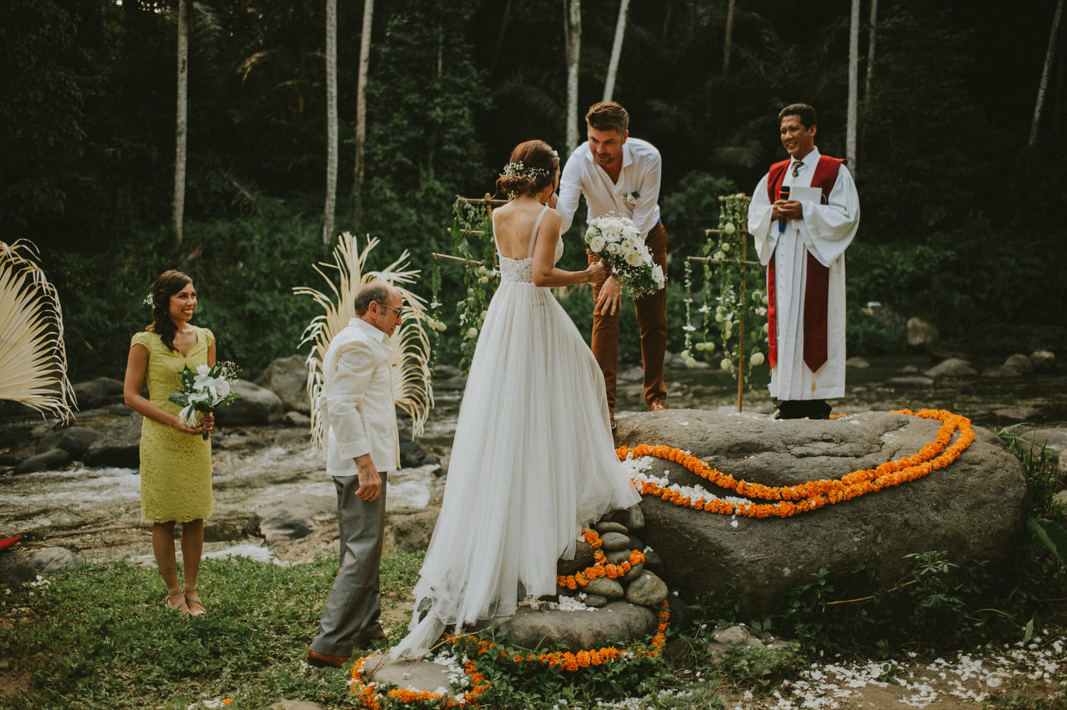 bali-wedding-ubud-wedding-wedding-destination-diktatphotography-kadek-artayasa-elaine-and-glenn-065