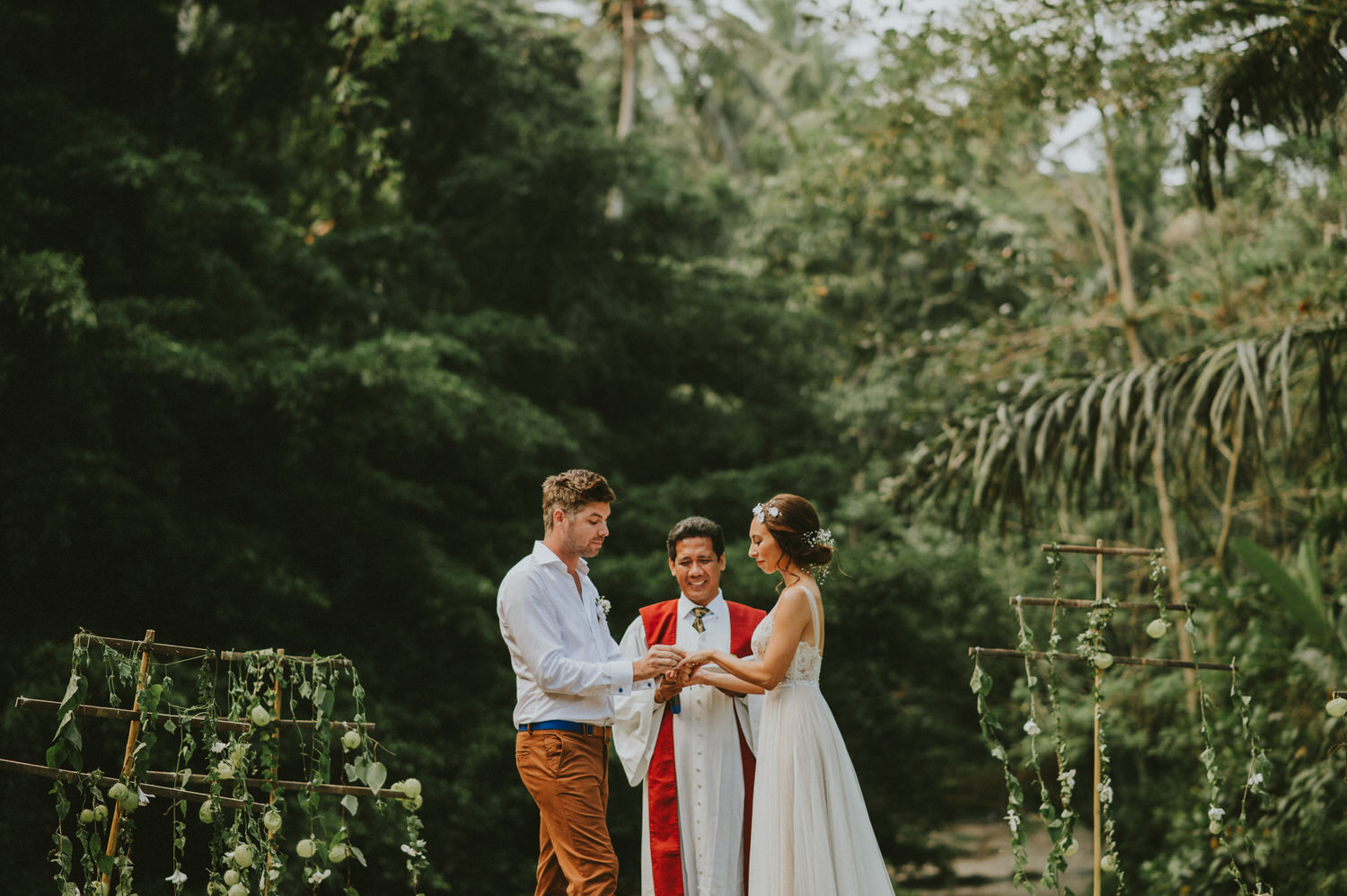 bali-wedding-ubud-wedding-wedding-destination-diktatphotography-kadek-artayasa-elaine-and-glenn-079